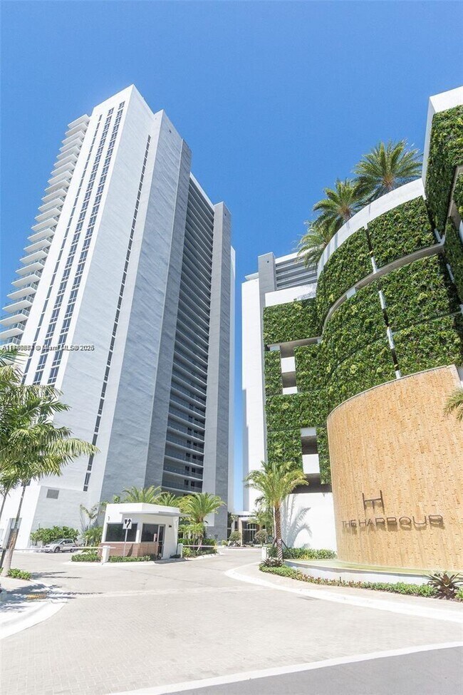 Photo - 16385 Biscayne Blvd Unit 904