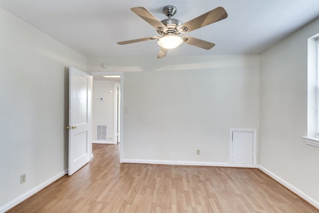 Mason Arms Apartments