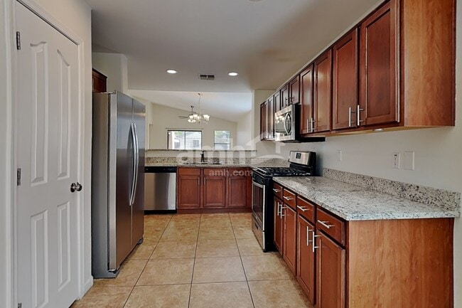 Photo - 1417 W Belmont Red Trail