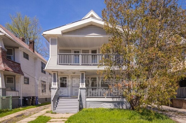 Building Photo - 12819 Edmonton Ave Unit Up