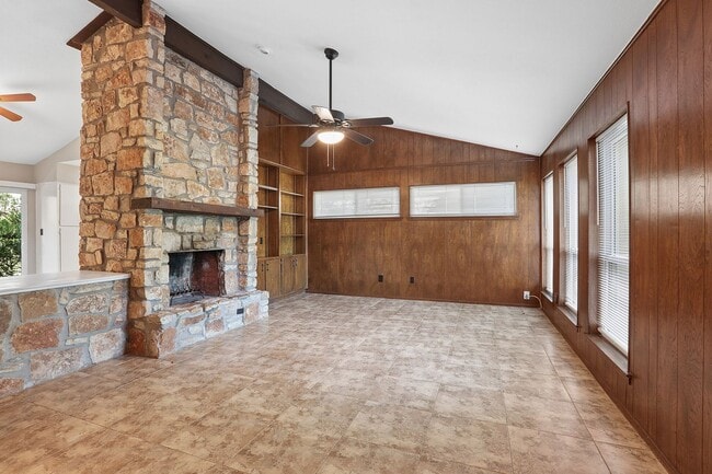 7219 Scenic Brook Dr