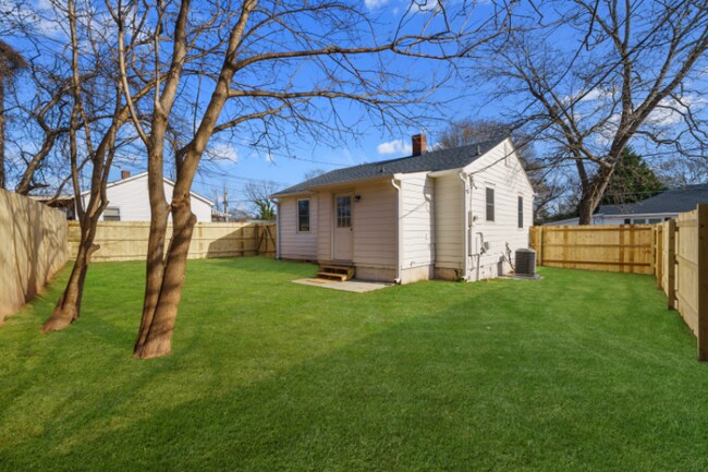 Photo - 3 Leonard St