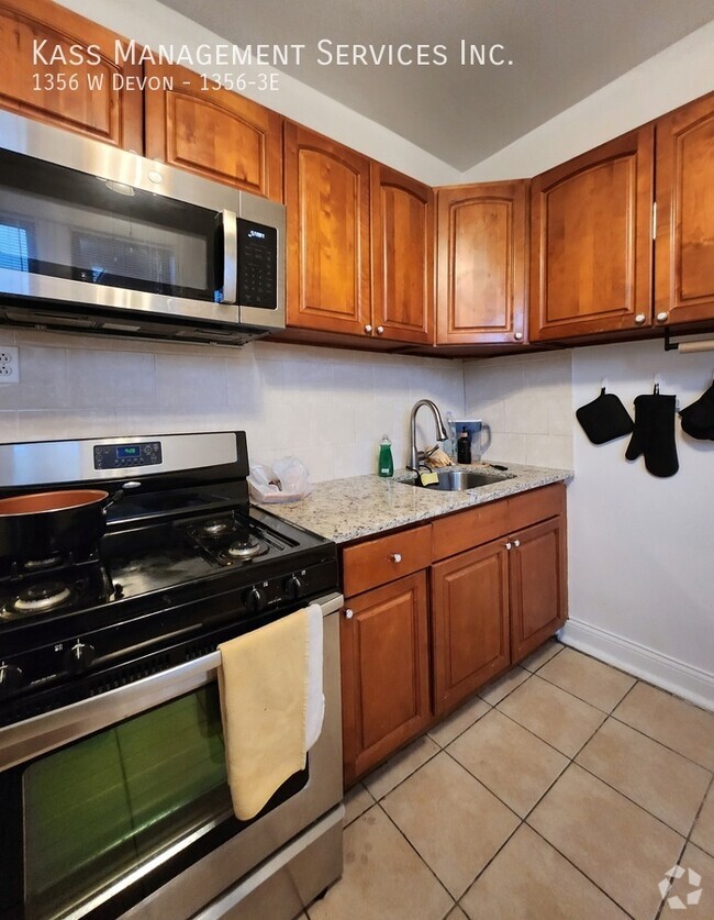 Building Photo - Amazing 3 Bed with SS Appliances in Prime ... Unit 1356-3E Rental