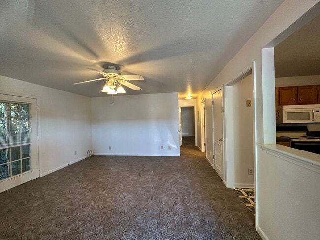 Photo - Waters Edge Drive-1851 (x4) Unidad 1851B