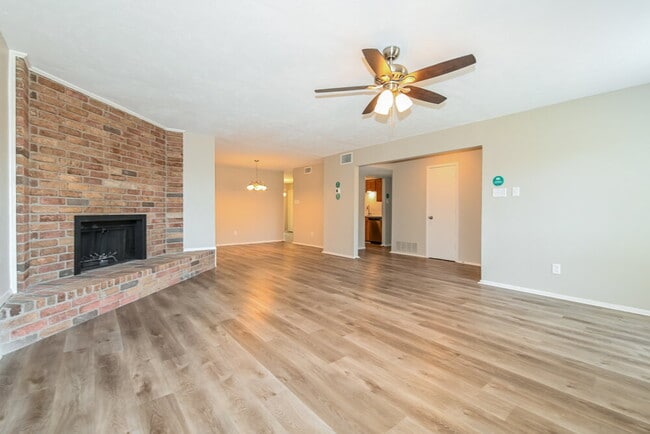 Photo - 1301 Southridge Dr