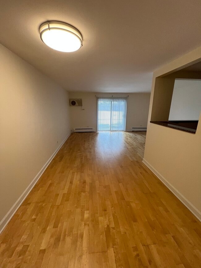 Photo - 2426 N Kennicott Dr Unidad 1B