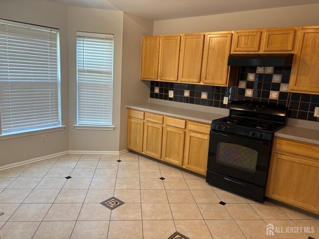 Photo - 131 Murray Dr