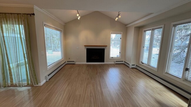 Photo - Lovely 2 Bedroom Townhouse Condo W/Garage - Corner Lot - Call Today!