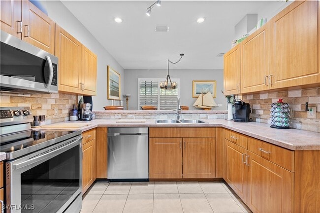 Photo - 14705 Sutherland Ave