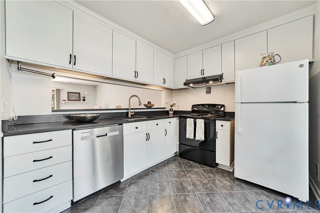 Photo - 2716 Schooner Ct