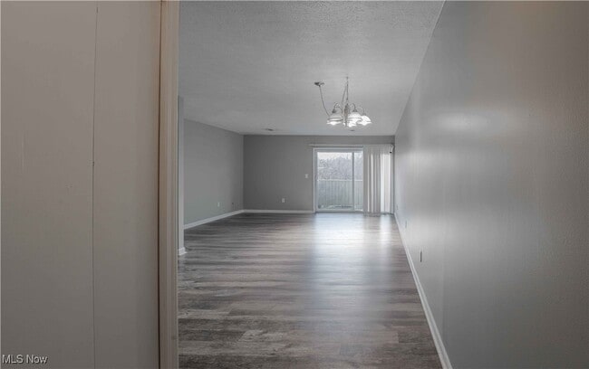 Photo - 27 Landings Way