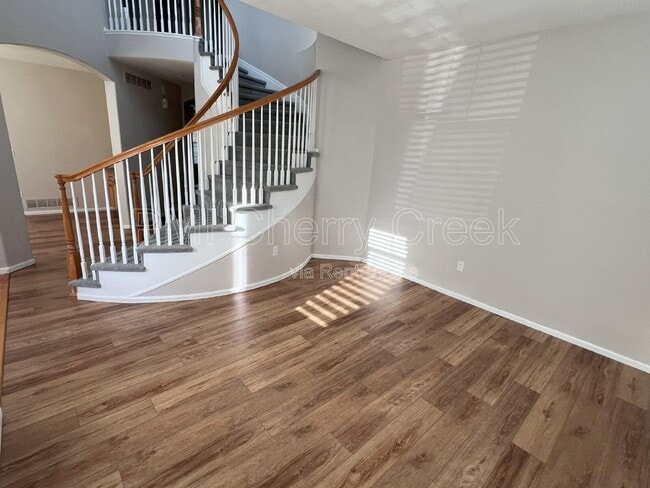 Photo - 5420 Heatherton Ln
