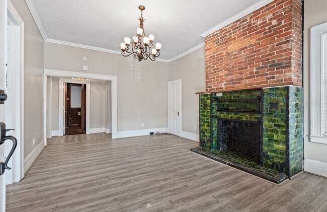 Photo - 259-261 N. Dithridge Street (Full Service) Unit 259 N. Dithridge Street