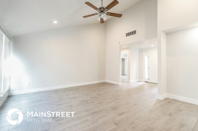 Photo - 4719 Hidden Springs Dr