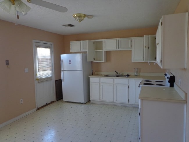 Photo - 2213 NW 28th St