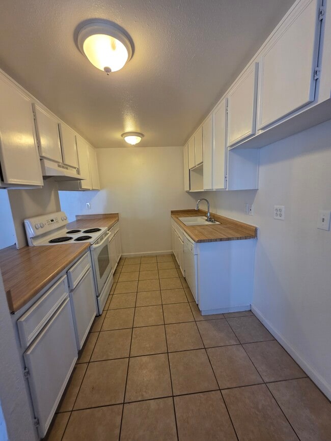Photo - 7124 Kelley Dr