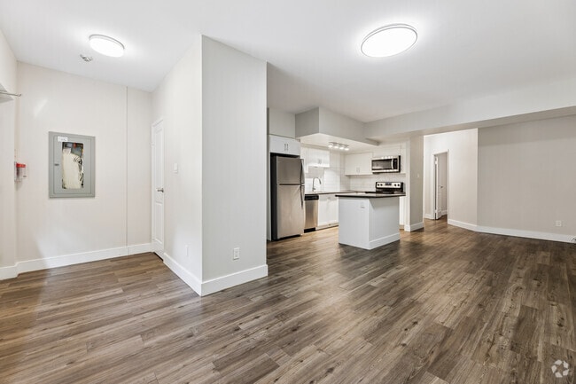 1BR, 1BA - 755SF - Living Room