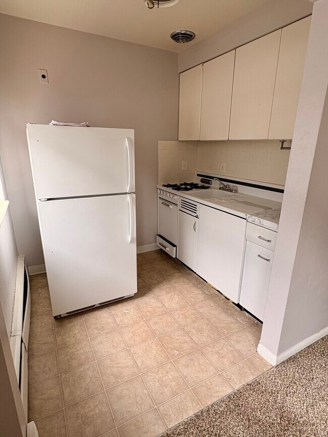 Karen Jean Apartments