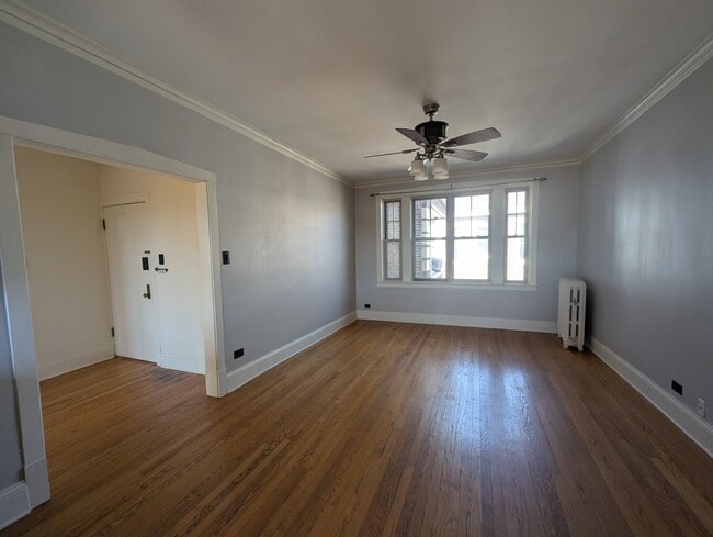 Building Photo - 435 N Lombard Ave Unit 1