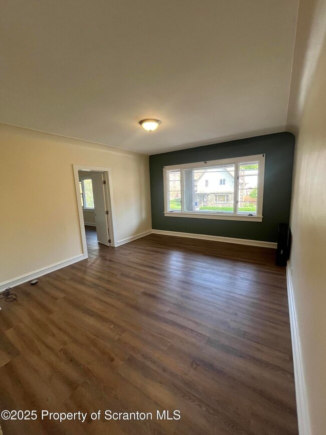 Photo - 1710 Cedar Ave