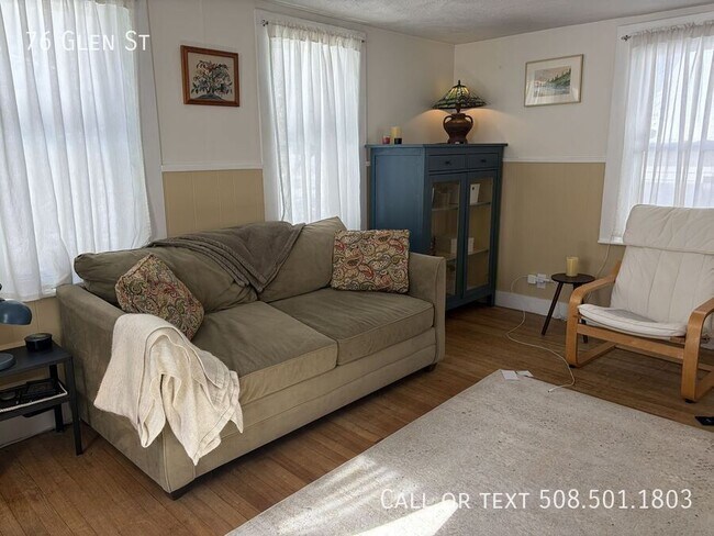 Photo - 76 Glen St