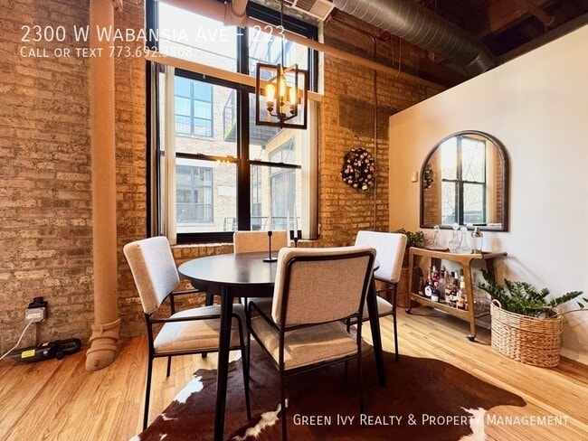 Photo - 2300 W Wabansia Ave Unit 223