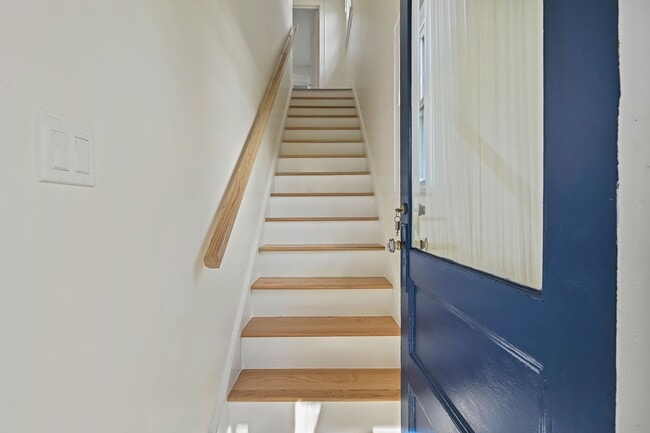 Photo - 158 Henry St