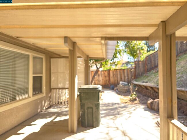 Photo - 1888 Badger Pass Way