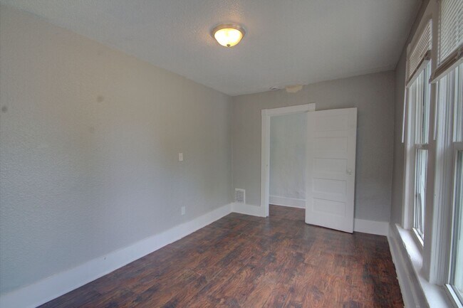Photo - Upper level unit Unit 1318 1/2