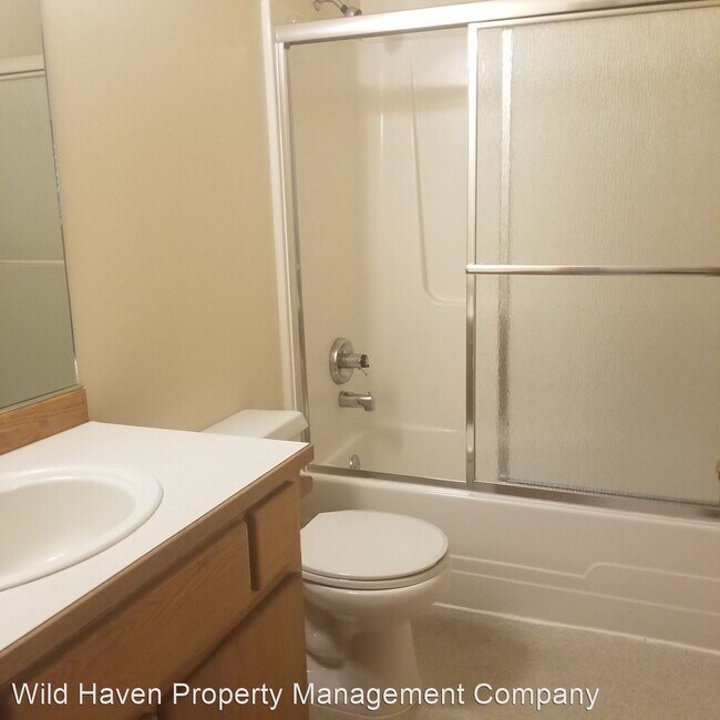 Photo - 2 br, 1 bath House - 1592 SW Wright St