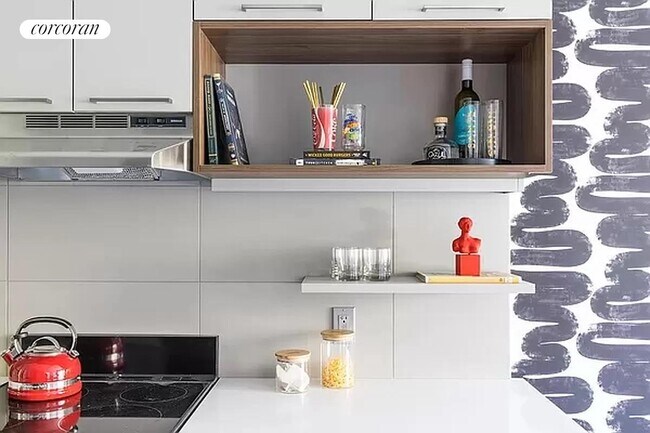 Photo - 1-76 Woodward Ave