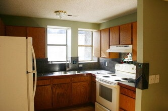 Building Photo - 121 Lamar Ave Unit #3 Rental