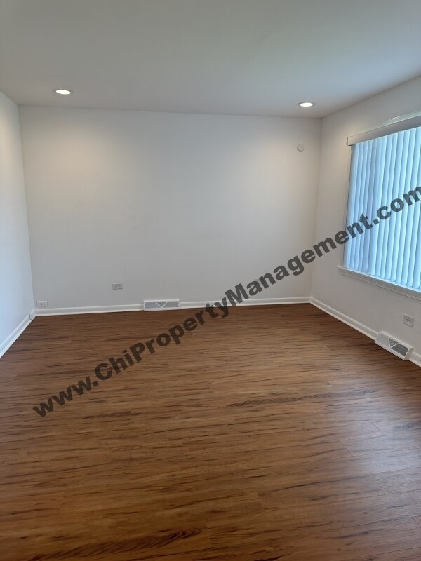 460 Hoxie Ave Condo Unit F Condo for Rent in Calumet City, IL