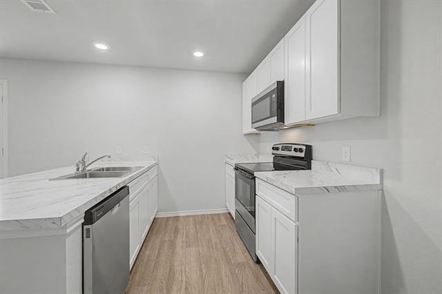 Photo - 213 Arbor Ct