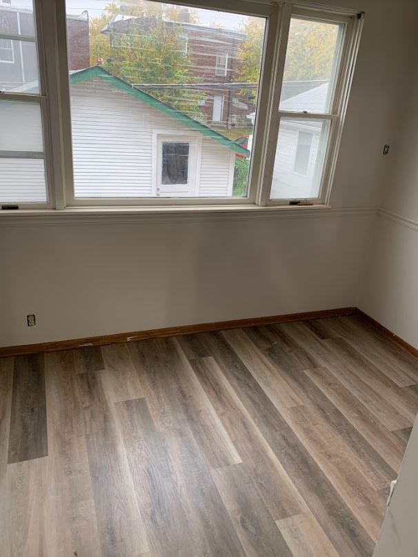 Photo - 4958 Tholozan Ave