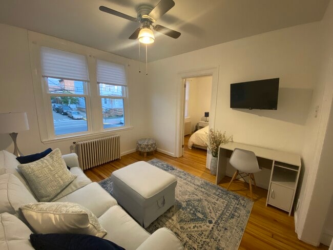Photo - 821 Grand Ave Unit Front furnished apartment
