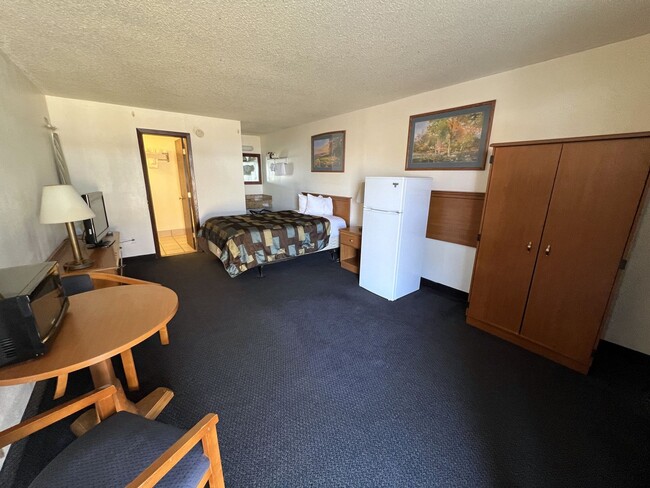 Corn Palace Inn - Corn Palace Inn Apartment Unit 1 bed-1 bath