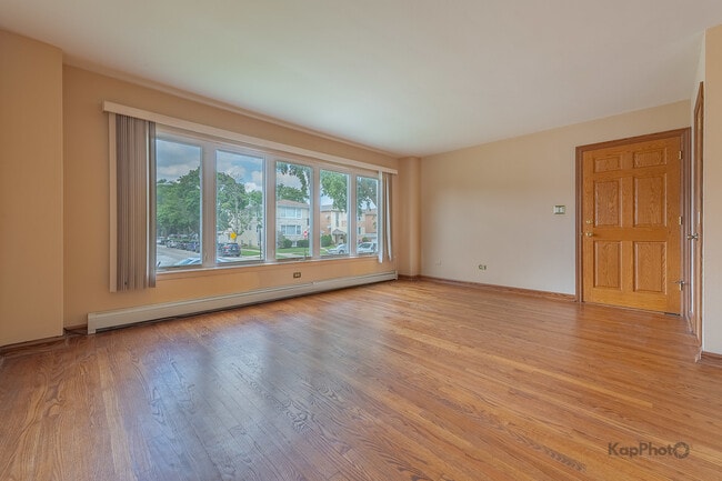 Photo - 8465 W Berwyn Ave Unit 1