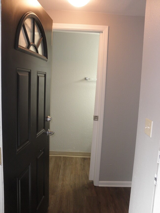 Photo - 3845 Northwest Chemult Place