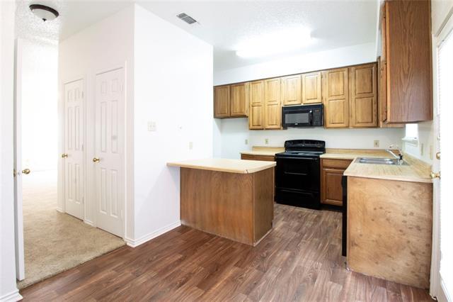 Photo - 2108 Edwin St