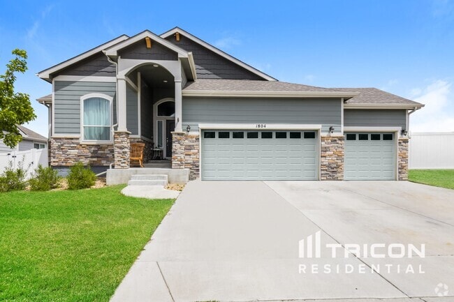 Building Photo - 1804 Ruddlesway Dr Rental