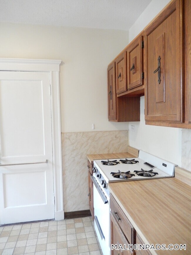 Photo - 94 Maple St Unidad 5