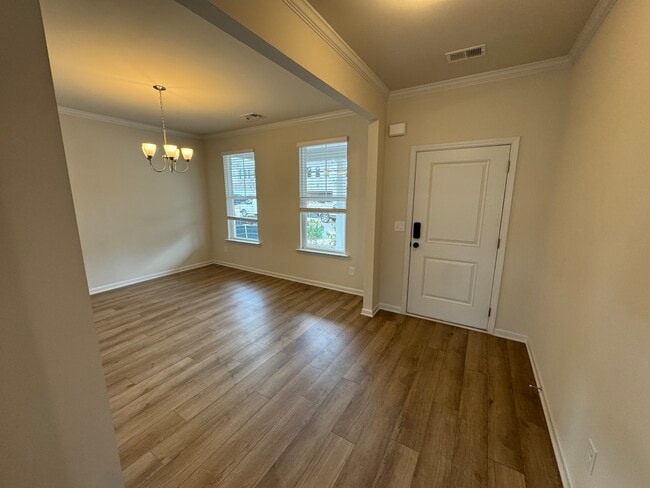 Photo - 1129 Georgian Point Dr