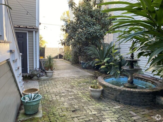 Building Photo - 1300 Treme St Unit A Rental