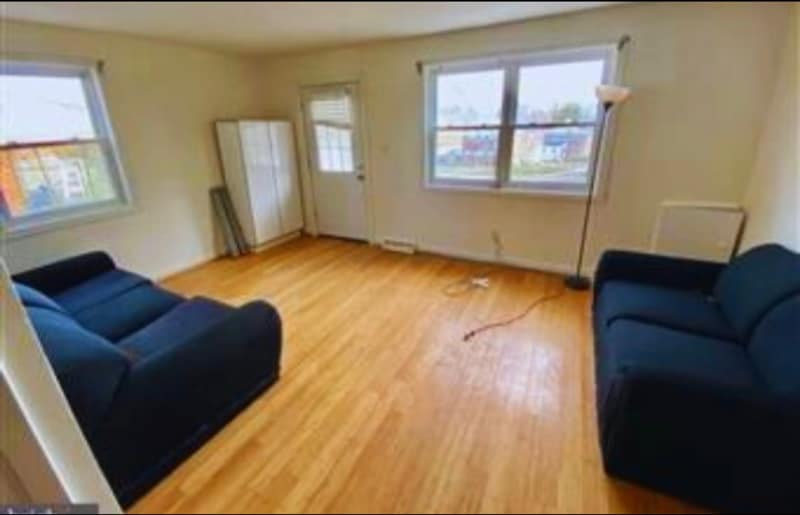 Photo - 5540 60th Ave