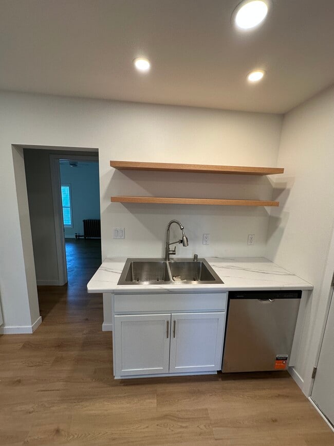Photo - 7306 University Ave Unidad 7306 University Ave #2