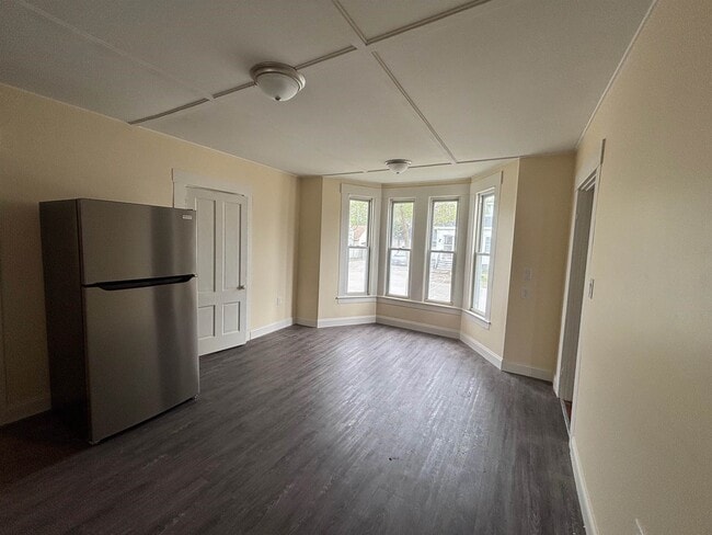 Photo - 61 Chestnut St