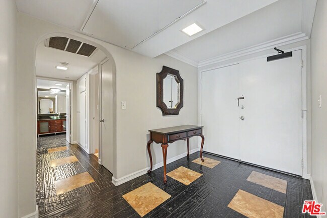 10535 Wilshire Blvd Unit 510