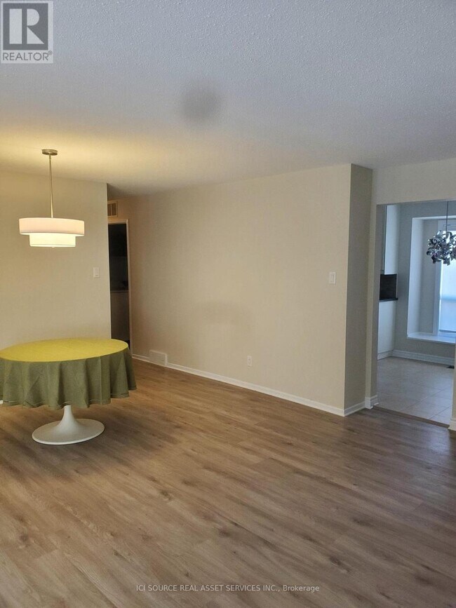 Photo - 15 Torrey Pines Ct