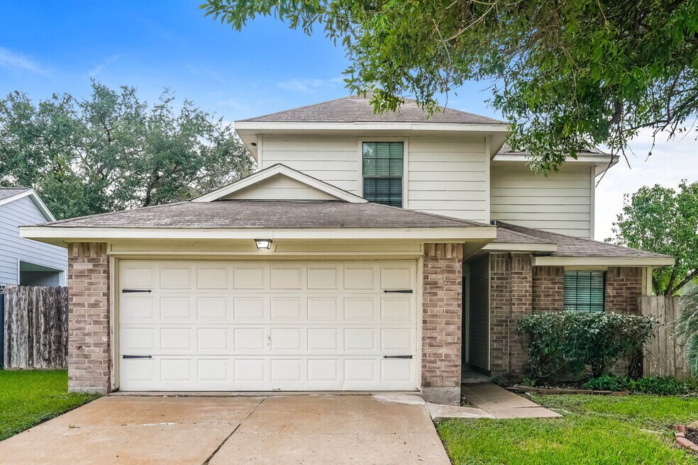 2002 Hickory Glen Dr